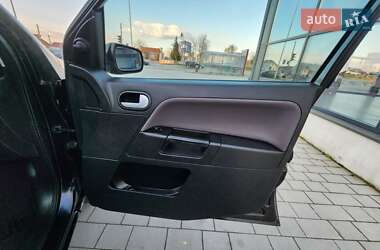 Хэтчбек Ford Fusion 2008 в 