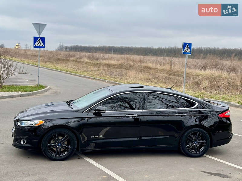 Седан Ford Fusion 2015 в Киеве