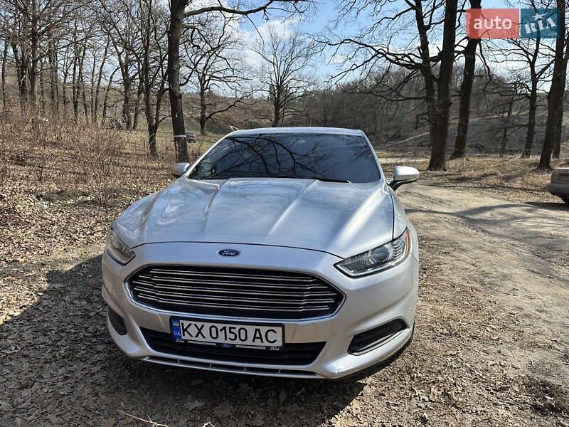 Седан Ford Fusion 2014 в Харькове