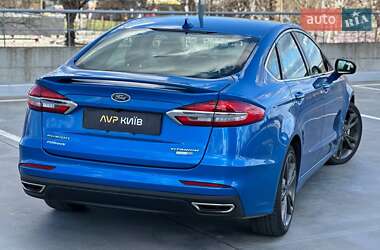 Седан Ford Fusion 2020 в 
