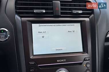 Седан Ford Fusion 2020 в 