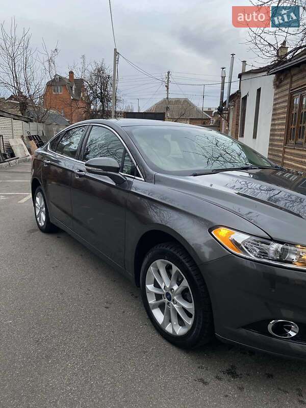 Седан Ford Fusion 2016 в Харькове