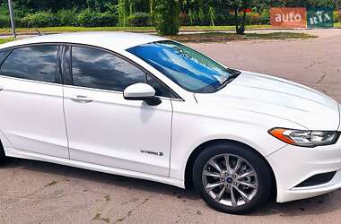 Седан Ford Fusion 2017 в 