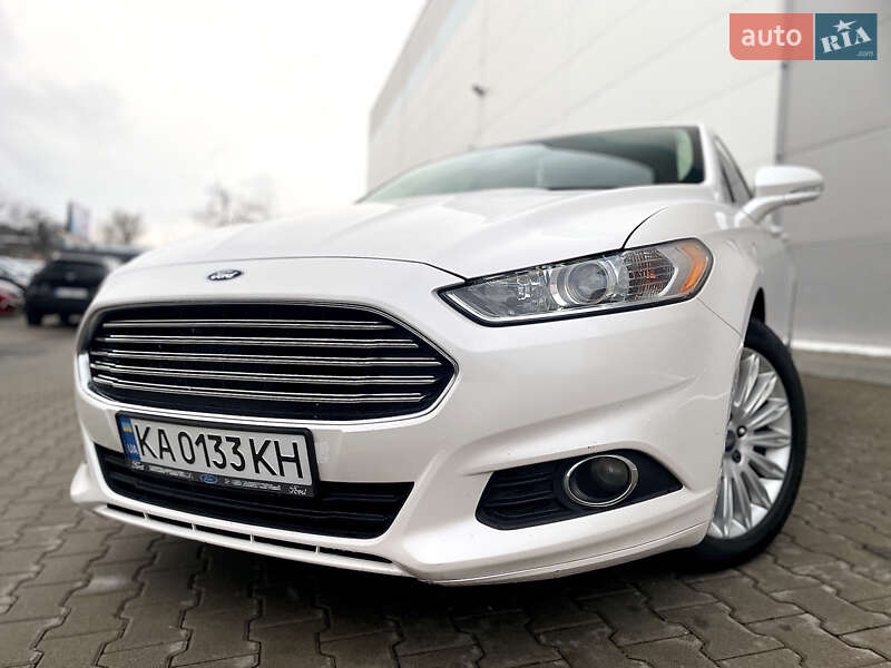 Седан Ford Fusion 2013 в Киеве