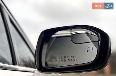 Седан Ford Fusion 2013 в 