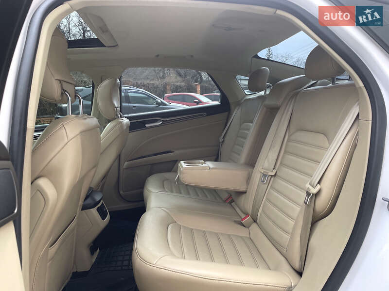 Седан Ford Fusion 2013 в Киеве