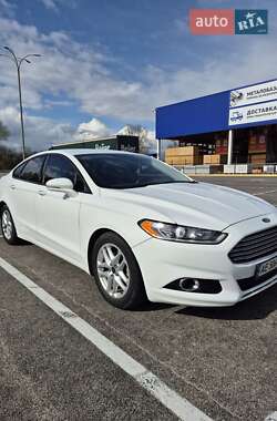 Седан Ford Fusion 2014 в Кам'янському