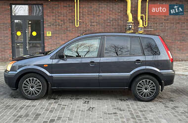 Хэтчбек Ford Fusion 2006 в 