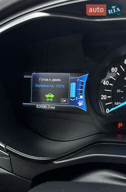 Седан Ford Fusion 2020 в 