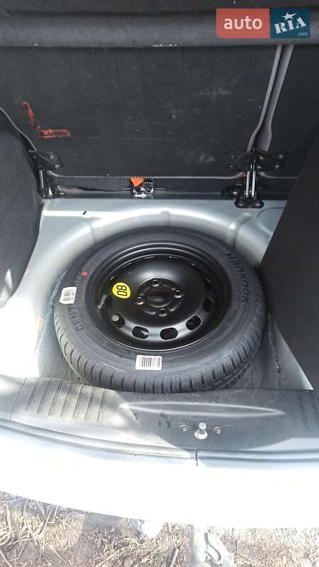 Хэтчбек Ford Fusion 2007 в Виннице