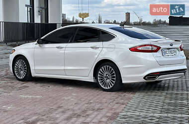 Седан Ford Fusion 2014 в 