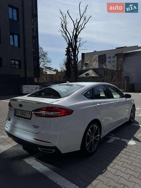 Седан Ford Fusion 2020 в Харькове