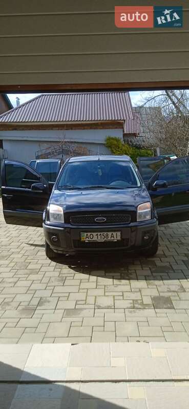 Хэтчбек Ford Fusion 2007 в 
