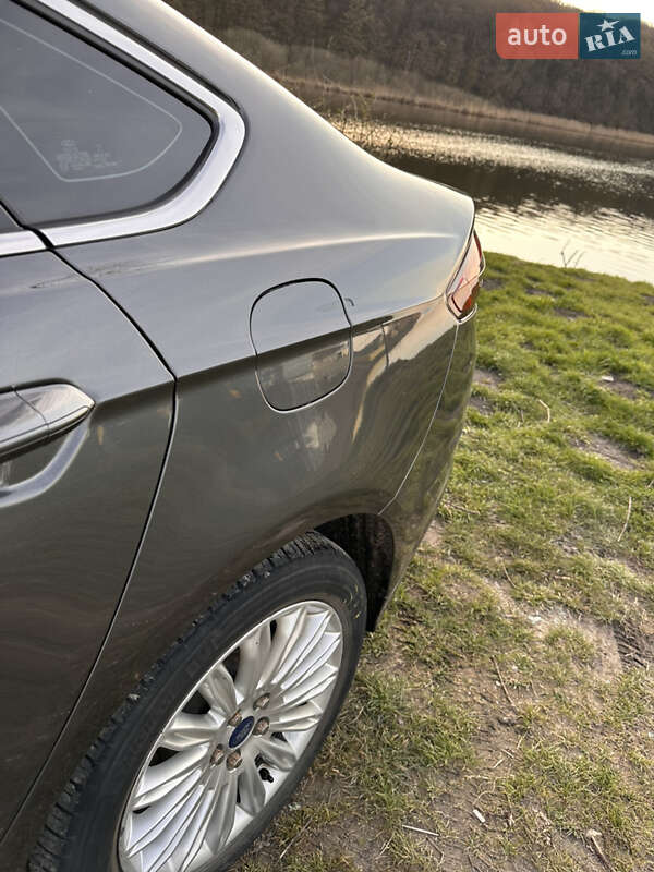 Седан Ford Fusion 2016 в Тернополе