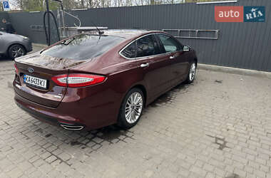 Седан Ford Fusion 2014 в 