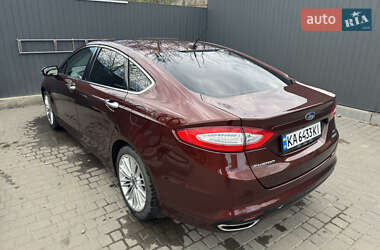 Седан Ford Fusion 2014 в 