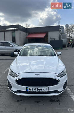 Седан Ford Fusion 2018 в Днепре