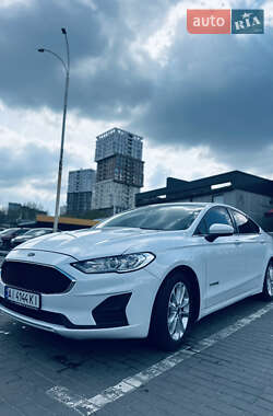 Седан Ford Fusion 2018 в Днепре