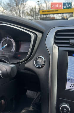 Седан Ford Fusion 2018 в Днепре