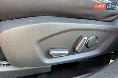 Седан Ford Fusion 2014 в 