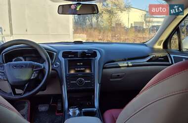 Седан Ford Fusion 2016 в Ивано-Франковске