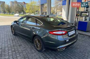 Седан Ford Fusion 2015 в 