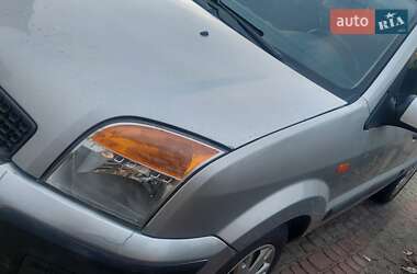 Хэтчбек Ford Fusion 2005 в 
