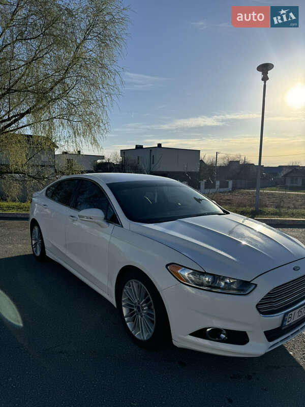 Седан Ford Fusion 2013 в Києві