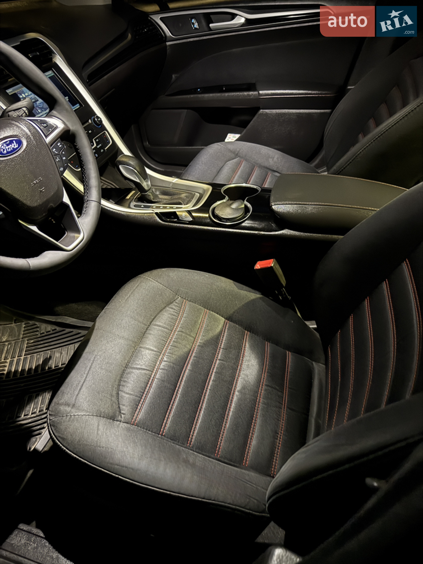 2016 Ford Fusion - мініатюра 16