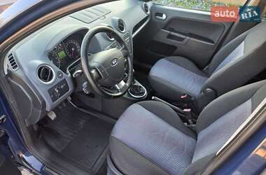 Хэтчбек Ford Fusion 2012 в 