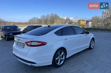 Седан Ford Fusion 2014 в 