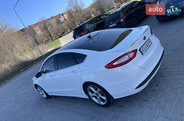 Седан Ford Fusion 2014 в 
