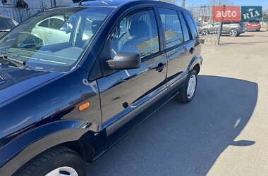 Хэтчбек Ford Fusion 2006 в 