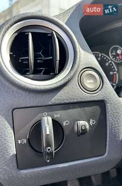 Хэтчбек Ford Fusion 2009 в 