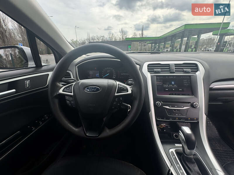 Седан Ford Fusion 2014 в Кременчуге