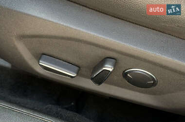 Седан Ford Fusion 2013 в 