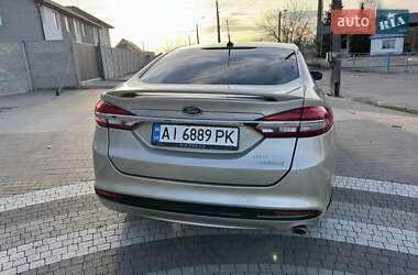 Седан Ford Fusion 2017 в 