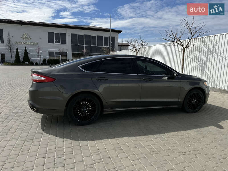 Седан Ford Fusion 2015 в Гайсину