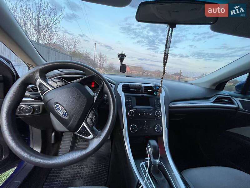 Седан Ford Fusion 2012 в Чугуеве