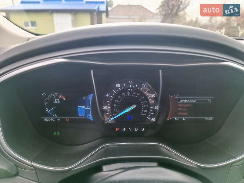 Седан Ford Fusion 2015 в Кагарлику