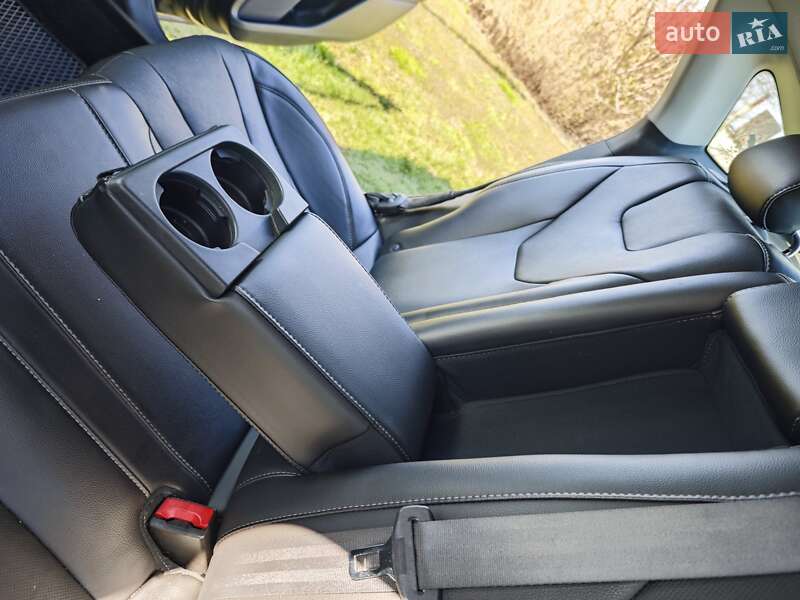 Седан Ford Fusion 2015 в Кагарлику