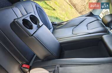 Седан Ford Fusion 2015 в 