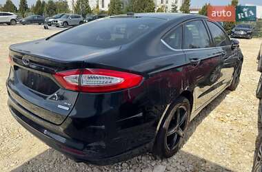 Седан Ford Fusion 2014 в 