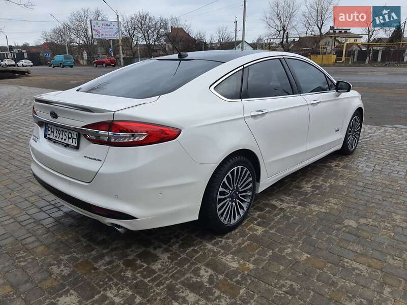 Седан Ford Fusion 2017 в Одессе