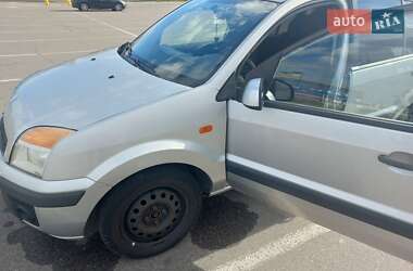 Хэтчбек Ford Fusion 2008 в 