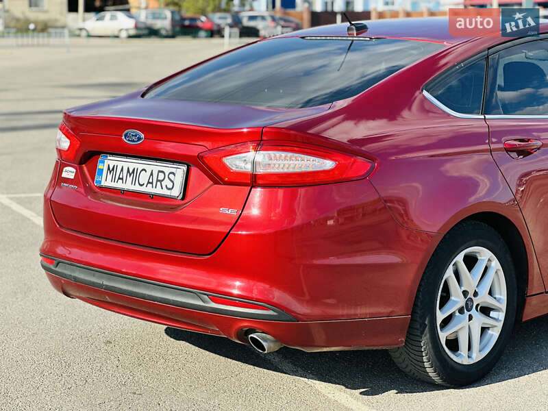 Седан Ford Fusion 2014 в Харкові