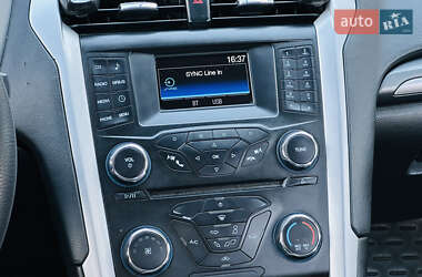 Седан Ford Fusion 2014 в 
