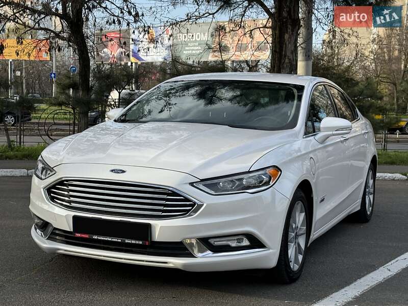 Седан Ford Fusion 2016 в Одессе