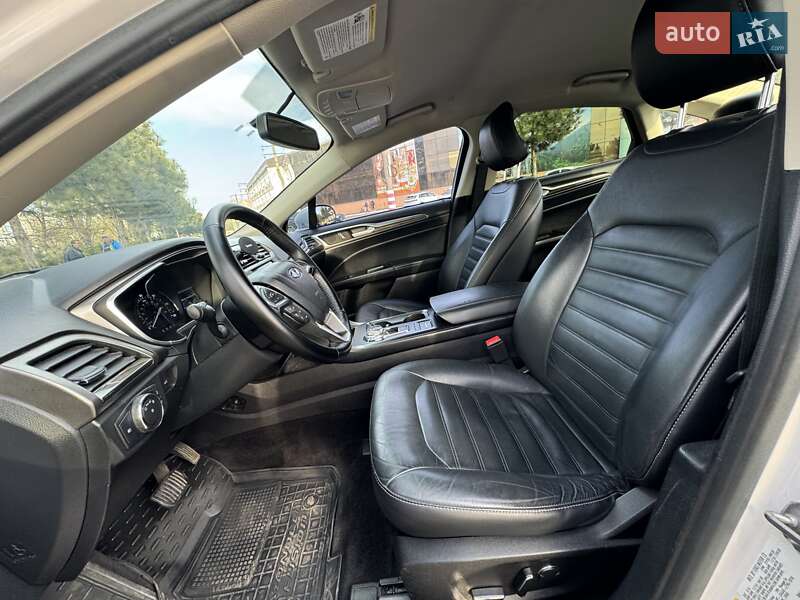 Седан Ford Fusion 2016 в Одессе