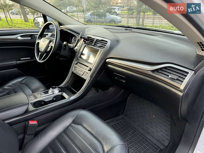 Седан Ford Fusion 2016 в Одессе